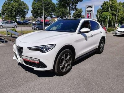Weiß Gebraucht 2018 Alfa Romeo Stelvio Super SUV | € 34.900 (Fairer Preis)