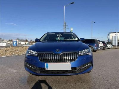 Blau Gebraucht 2021 Skoda Superb Ambition Kombi | € 34.000 (Fairer Preis)