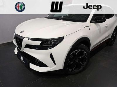 Weiß Neu 2025 Alfa Romeo Junior Edizione Speciale SUV | € 39.200 (Etwas zu teuer)