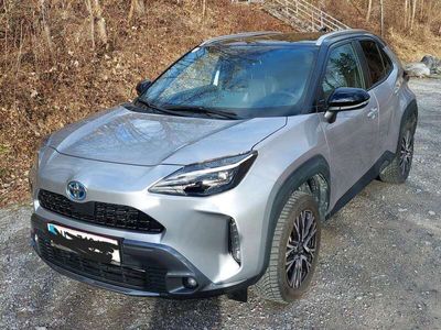 gebraucht Toyota Yaris Cross 15 VVT-i Hybrid AWD Adventure