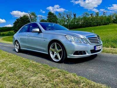 Mercedes E200