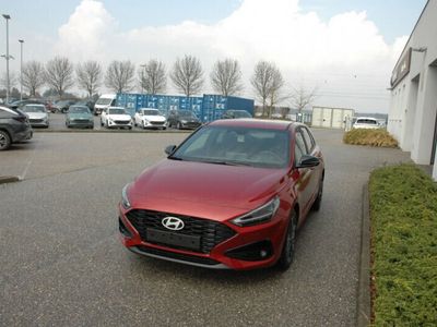 Ultimate red Gebraucht 2023 Hyundai i30 GO! | € 27.565 (Etwas zu teuer)