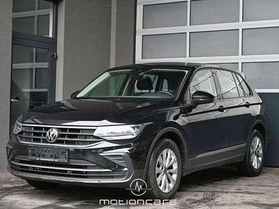 gebraucht VW Tiguan Basis 1,5 TSI ACT Life DSG Pickerl NEU