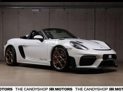 Weiß Gebraucht 2024 Porsche 718 Spyder Cabrio | € 199.900