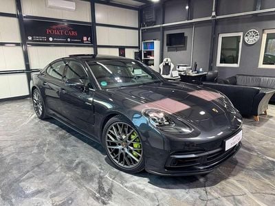 Porsche Panamera 4