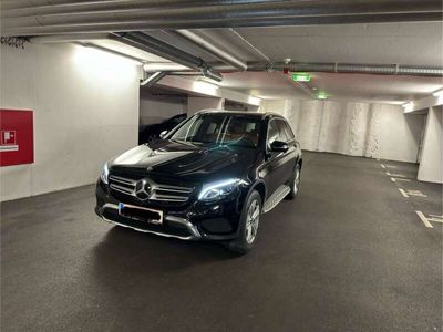 gebraucht Mercedes GLC300 4MATIC Aut. +Burmester+Standheizung+Panoramadach+
