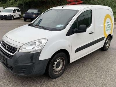 Gebraucht 2017 Peugeot Partner Van / Kleinbus | € 4.980