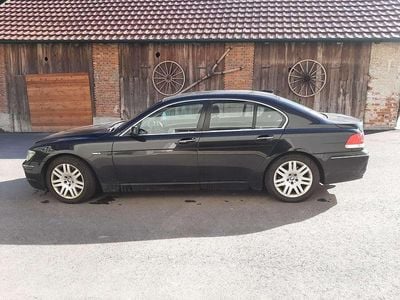 Schwarz Gebraucht 2007 BMW 730 Limousine | € 4.500