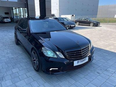 Schwarz Gebraucht 2010 Mercedes E500 AMG Limousine | € 13.490