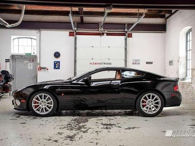 Schwarz Gebraucht 2005 Aston Martin Vanquish Coupé | € 108.888