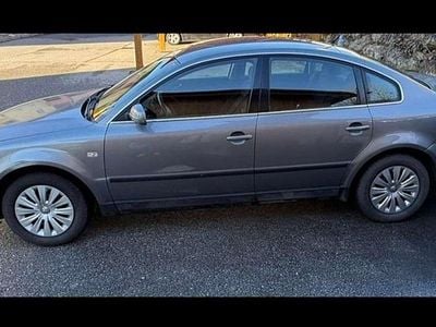 Gebraucht VW Passat 101 PS (74 kW) 2001 Limousine