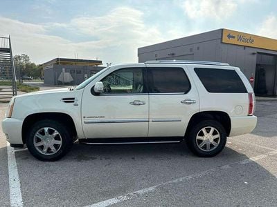 Gebraucht Cadillac Escalade 409 PS (300 kW) 2011 Weiß SUV