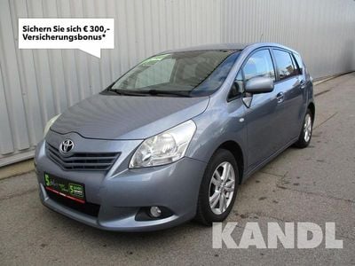 Gebraucht Toyota Verso Comfort 147 PS (108 kW) 2011 Blau Van / Kleinbus