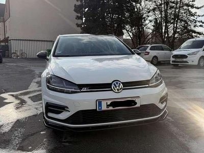 Gebraucht VW Golf VII R-line 86 PS (63 kW) 2017 Limousine
