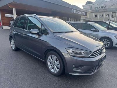 Grau Gebraucht 2017 VW Golf Sportsvan Comfortline Van / Kleinbus | € 11.990