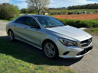 Mercedes CLA200