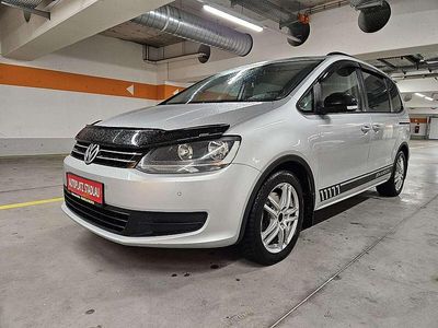 Gebraucht VW Sharan Trendline 140 PS (102 kW) 2013 Silber Van / Kleinbus