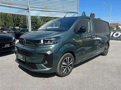 Grün Gebraucht 2024 Citroën Spacetourer Business Class Van / Kleinbus | € 51.320