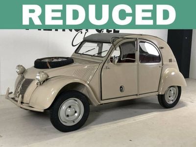 Gelb Gebraucht 1962 Citroën 2CV Limousine | € 79.500
