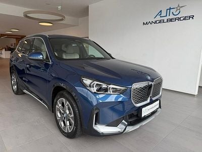 Phytonicblau metallic Gebraucht 2025 BMW iX1 Performance SUV | € 39.900 (Fairer Preis)