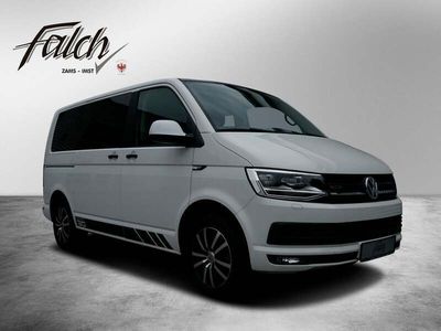 Weiss normal Gebraucht 2018 VW Multivan Trendline Van | € 49.840 (Teuer)