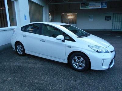 Weiß Gebraucht 2012 Toyota Prius Premium Limousine | € 10.490
