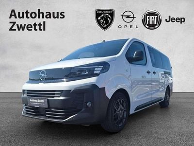 Weiß Gebraucht 2025 Opel Vivaro Van / Kleinbus | € 42.000