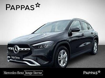 Nachtschwarz Gebraucht 2023 Mercedes GLA200 SUV | € 39.950 (Fairer Preis)