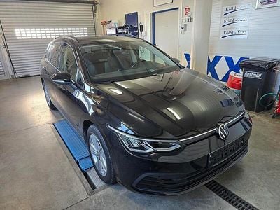 Gebraucht VW Golf VIII Life 150 PS (110 kW) 2021 Schwarz Kombi