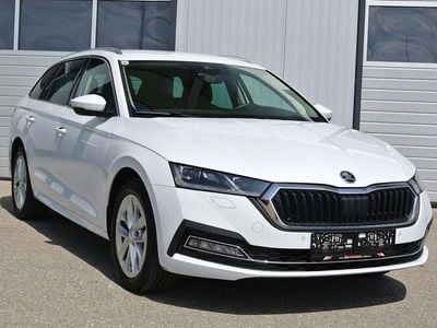 gebraucht Skoda Octavia Combi 15 TSI Premium * LED-SW NAVI KAMERA