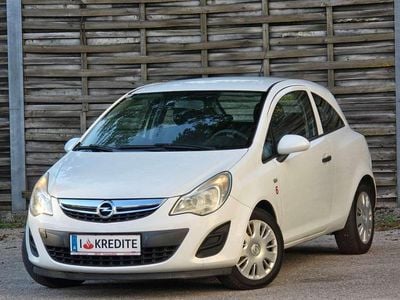 Weiß Gebraucht 2010 Opel Corsa Selection Kleinwagen | € 2.601