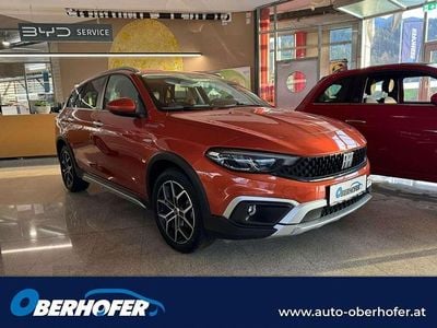 Gebraucht Fiat Tipo Cross 131 PS (96 kW) 2022 Orange Van