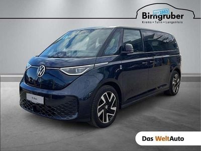 Blau Gebraucht 2024 VW ID. Buzz Pro Van / Kleinbus | € 58.470