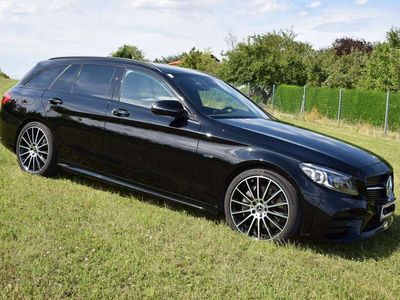 gebraucht Mercedes C300e C 300de PHEV T Aut. / AMG / 19" / Burmester