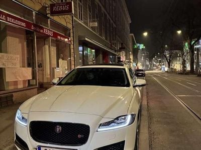 Gebraucht Jaguar XF Portfolio 179 PS (131 kW) 2017 Limousine