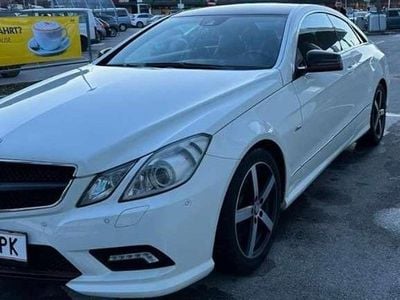 Gebraucht Mercedes E250 204 PS (150 kW) 2010 Weiß Coupé