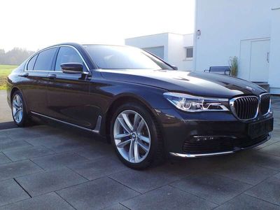 gebraucht BMW 750 750 i xDrive Österreich-Paket Aut.