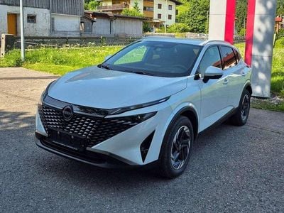 Weiß Neu 2025 Nissan Qashqai N-Connecta SUV | € 39.790 (Etwas zu teuer)