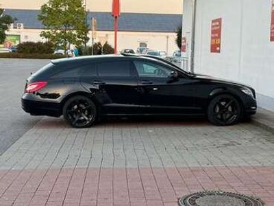 Mercedes CLS350 Shooting Brake