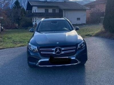Grau Gebraucht 2016 Mercedes GLC220 SUV | € 23.500 (Fairer Preis)
