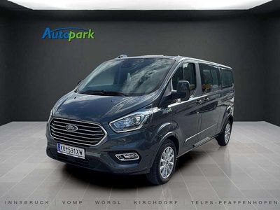 Gebraucht Ford Tourneo Custom Titanium 131 PS (96 kW) 2023 Grau Van