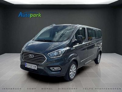 Grau Gebraucht 2023 Ford Tourneo Custom Titanium Van | € 54.790