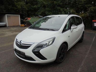 Weiß Gebraucht 2013 Opel Zafira Tourer Edition Van / Kleinbus | € 4.399 (Superpreis)