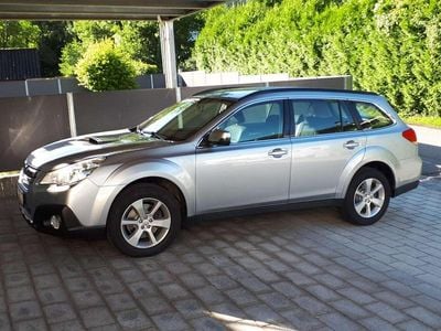 Silber Gebraucht 2013 Subaru Outback Comfort Kombi | € 3.200 (Fairer Preis)