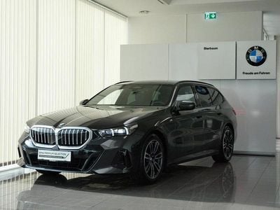 Gebraucht BMW 520 Efficient Dynamics 197 PS (144 kW) 2025 Sophistograu brillanteffekt