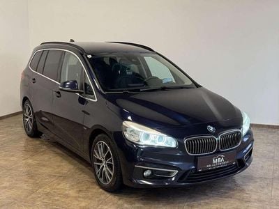 Blau Gebraucht 2016 BMW 220 Luxury Line Van / Kleinbus | € 12.990 (Fairer Preis)