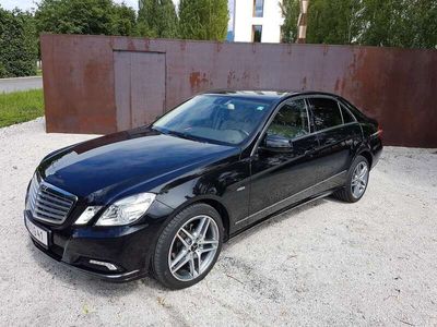 gebraucht Mercedes E220 Elegance BlueEfficiency CDI Aut.