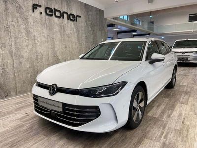 Weiss normal Gebraucht 2024 VW Passat Business Kombi | € 50.990