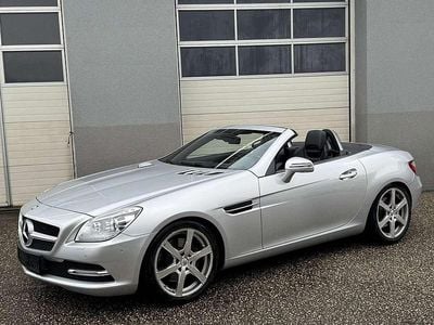 Silber Gebraucht 2013 Mercedes SLK250 Cabrio | € 18.990