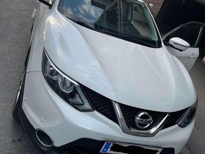Weiß Gebraucht 2015 Nissan Qashqai 360º SUV | € 14.100 (Etwas zu teuer)